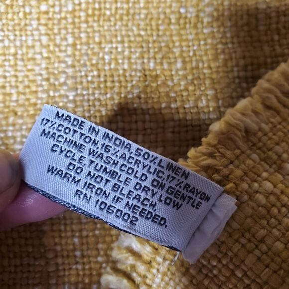 Artisan De Luxe Linen / cotton blend jute fabric Dark Yellow placemats Set of 4 - Picture 3 of 3